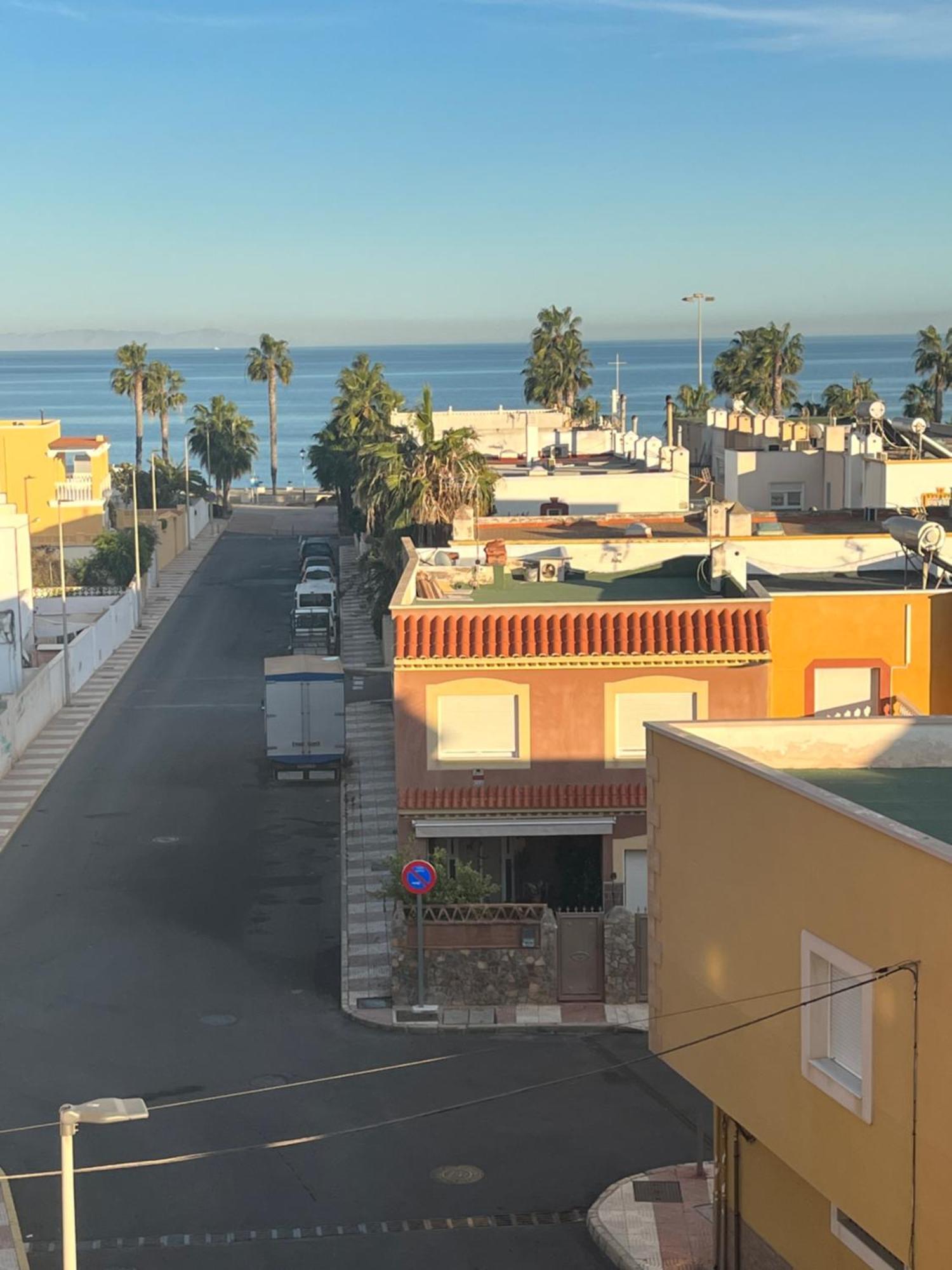 Fantastisches Apartment Am Meer Roquetas de Mar Eksteriør billede